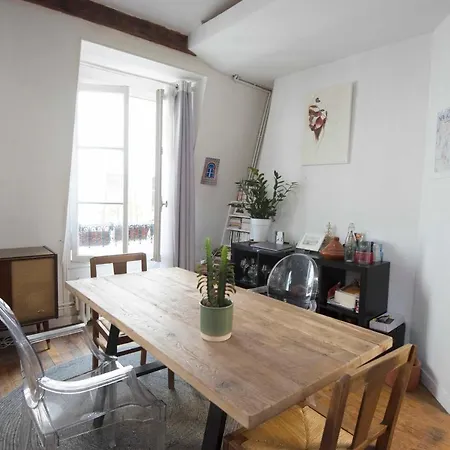 Appartamento Atypical Near Bastille Parigi